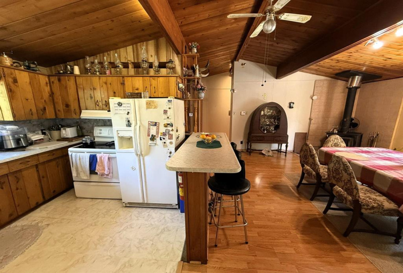 33 Frontier, 2 Bedrooms Bedrooms, 7 Rooms Rooms,1 BathroomBathrooms,Residential,For Sale,Frontier