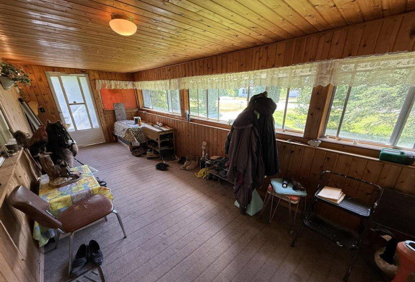 33 Frontier, 2 Bedrooms Bedrooms, 7 Rooms Rooms,1 BathroomBathrooms,Residential,For Sale,Frontier