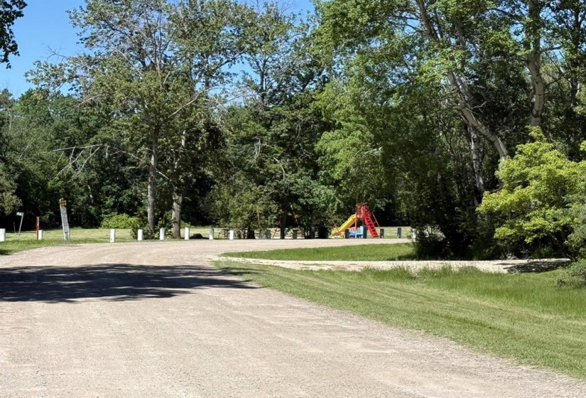 33 Frontier, 2 Bedrooms Bedrooms, 7 Rooms Rooms,1 BathroomBathrooms,Residential,For Sale,Frontier