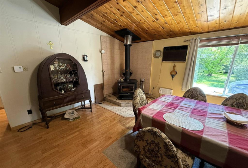 33 Frontier, 2 Bedrooms Bedrooms, 7 Rooms Rooms,1 BathroomBathrooms,Residential,For Sale,Frontier