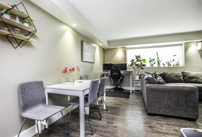 100 Killarney, 2 Bedrooms Bedrooms, 7 Rooms Rooms,1 BathroomBathrooms,Condominium,For Sale,Killarney