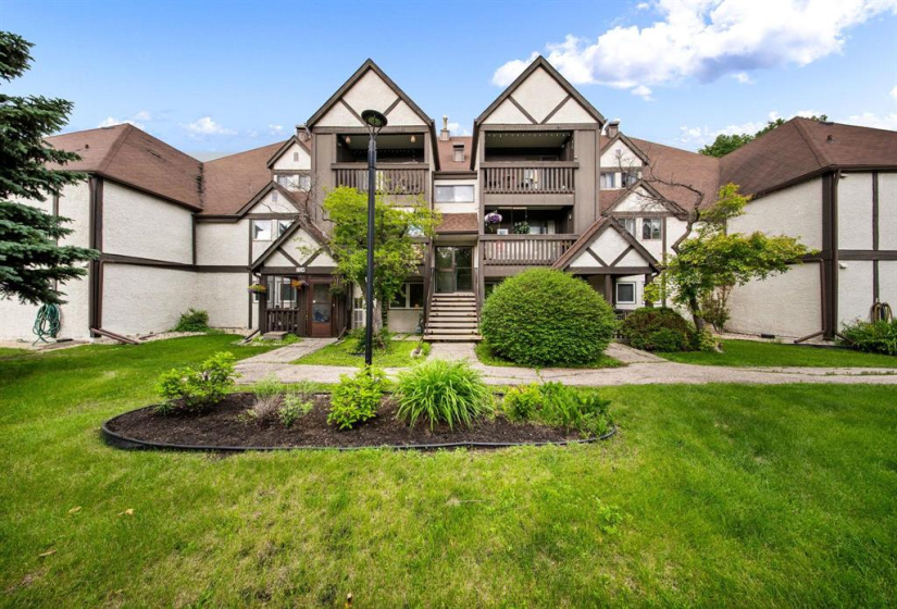 109 Swindon, 1 Bedroom Bedrooms, 5 Rooms Rooms,1 BathroomBathrooms,Condominium,For Sale,Swindon