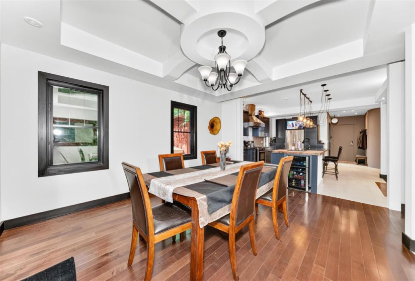 546 Kingsway, 3 Bedrooms Bedrooms, 14 Rooms Rooms,2 BathroomsBathrooms,Residential,For Sale,Kingsway