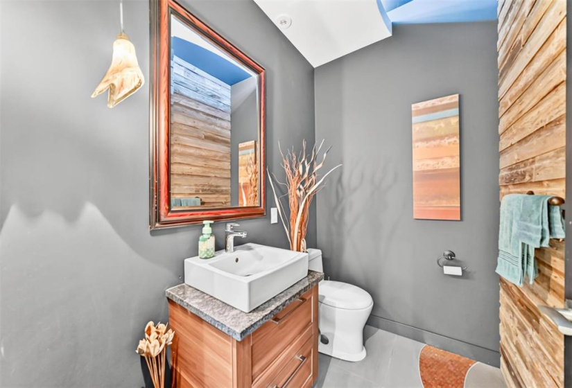 546 Kingsway, 3 Bedrooms Bedrooms, 14 Rooms Rooms,2 BathroomsBathrooms,Residential,For Sale,Kingsway