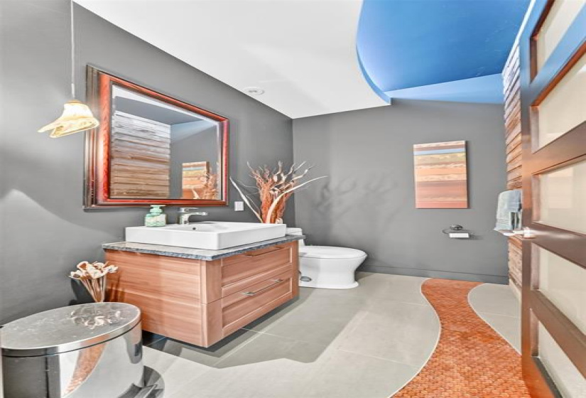 546 Kingsway, 3 Bedrooms Bedrooms, 14 Rooms Rooms,2 BathroomsBathrooms,Residential,For Sale,Kingsway