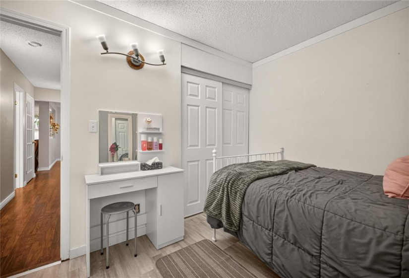 290 Burland, 3 Bedrooms Bedrooms, 12 Rooms Rooms,2 BathroomsBathrooms,Residential,For Sale,Burland