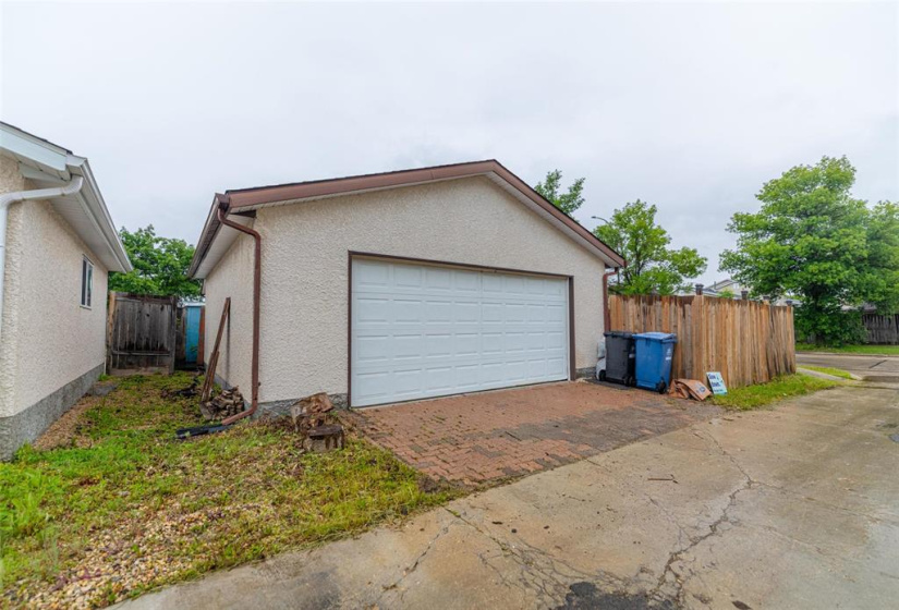 Large 24x24 Garage