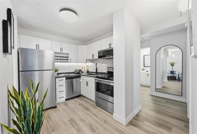15 Kennedy, 2 Bedrooms Bedrooms, 6 Rooms Rooms,1 BathroomBathrooms,Condominium,For Sale,Kennedy