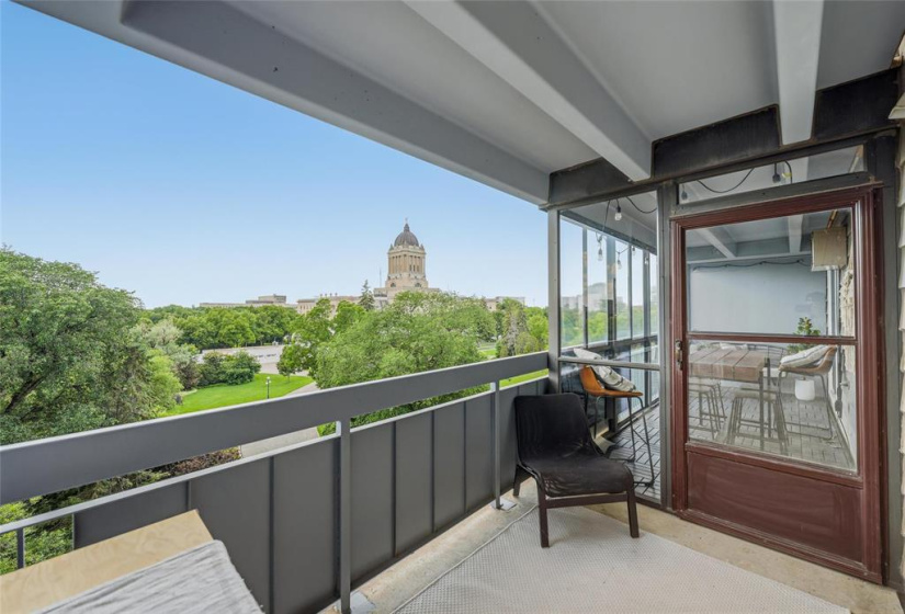 Bbq area /outdoor space on Balcony