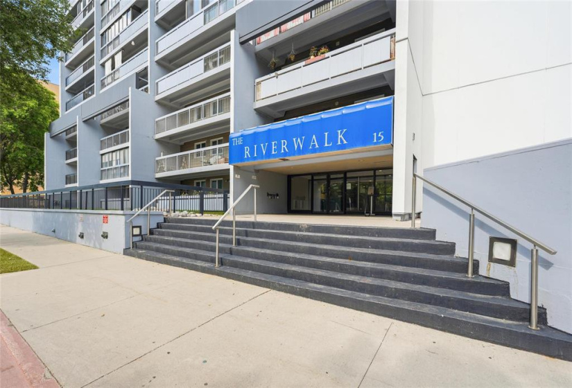 15 Kennedy, 2 Bedrooms Bedrooms, 6 Rooms Rooms,1 BathroomBathrooms,Condominium,For Sale,Kennedy