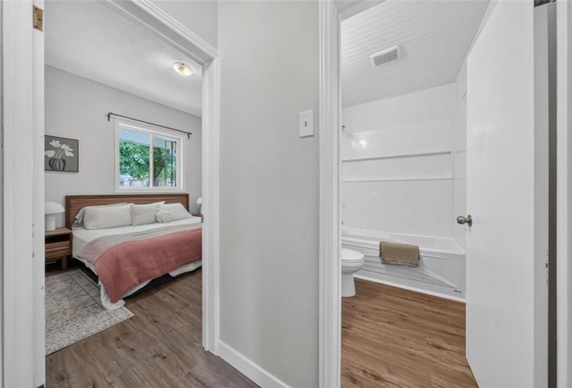 294 Semple, 3 Bedrooms Bedrooms, 10 Rooms Rooms,1 BathroomBathrooms,Residential,For Sale,Semple