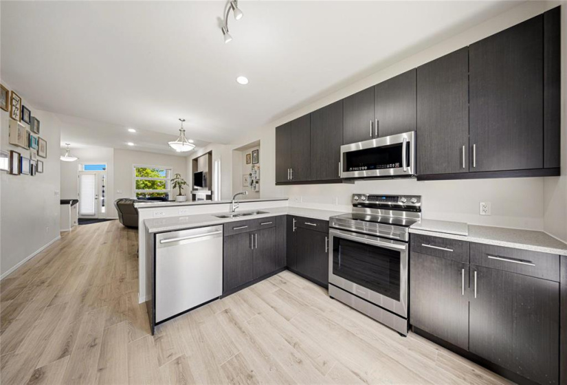 56 Bonaventure, 3 Bedrooms Bedrooms, 9 Rooms Rooms,2 BathroomsBathrooms,Residential,For Sale,Bonaventure