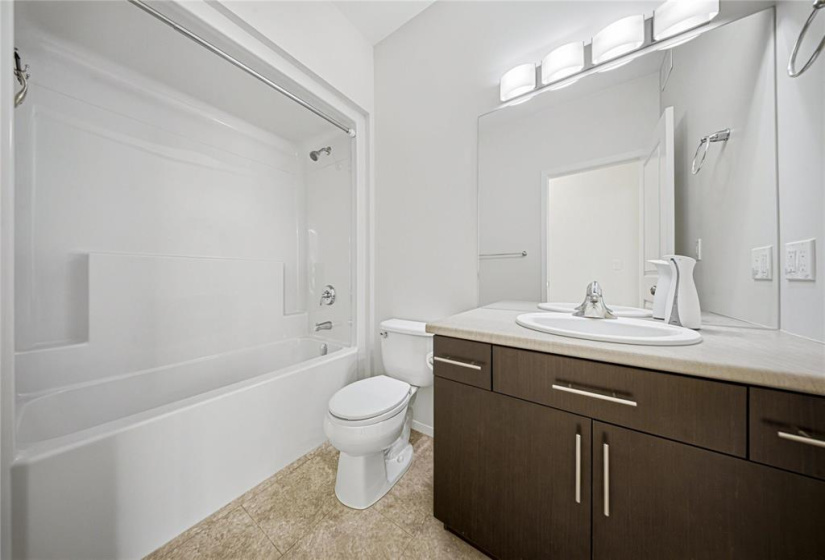 56 Bonaventure, 3 Bedrooms Bedrooms, 9 Rooms Rooms,2 BathroomsBathrooms,Residential,For Sale,Bonaventure