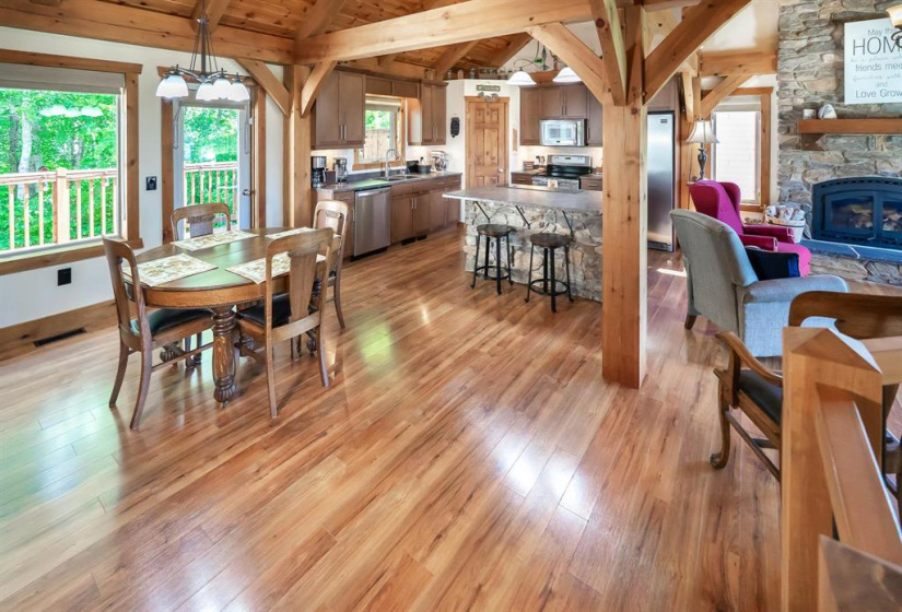 19 TANGLEWOOD BAY, 4 Bedrooms Bedrooms, 12 Rooms Rooms,3 BathroomsBathrooms,Residential,For Sale,TANGLEWOOD BAY