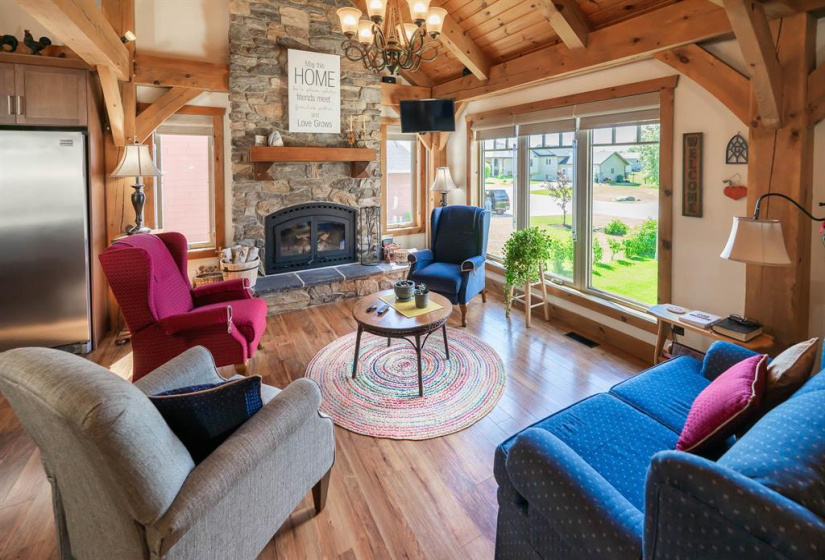19 TANGLEWOOD BAY, 4 Bedrooms Bedrooms, 12 Rooms Rooms,3 BathroomsBathrooms,Residential,For Sale,TANGLEWOOD BAY