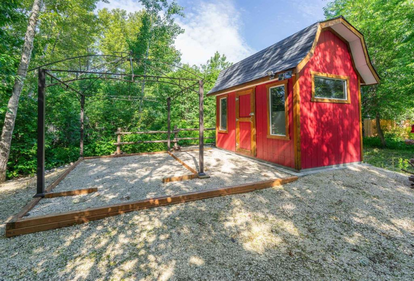 19 TANGLEWOOD BAY, 4 Bedrooms Bedrooms, 12 Rooms Rooms,3 BathroomsBathrooms,Residential,For Sale,TANGLEWOOD BAY
