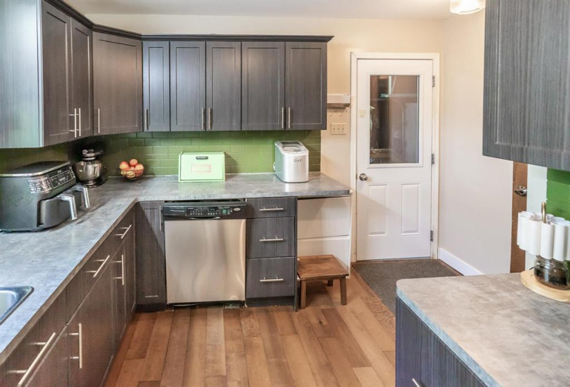 433 Prefontainw, 5 Bedrooms Bedrooms, 15 Rooms Rooms,2 BathroomsBathrooms,Residential,For Sale,Prefontainw