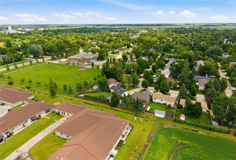 51 Sunflower, 3 Bedrooms Bedrooms, 12 Rooms Rooms,2 BathroomsBathrooms,Residential,For Sale,Sunflower