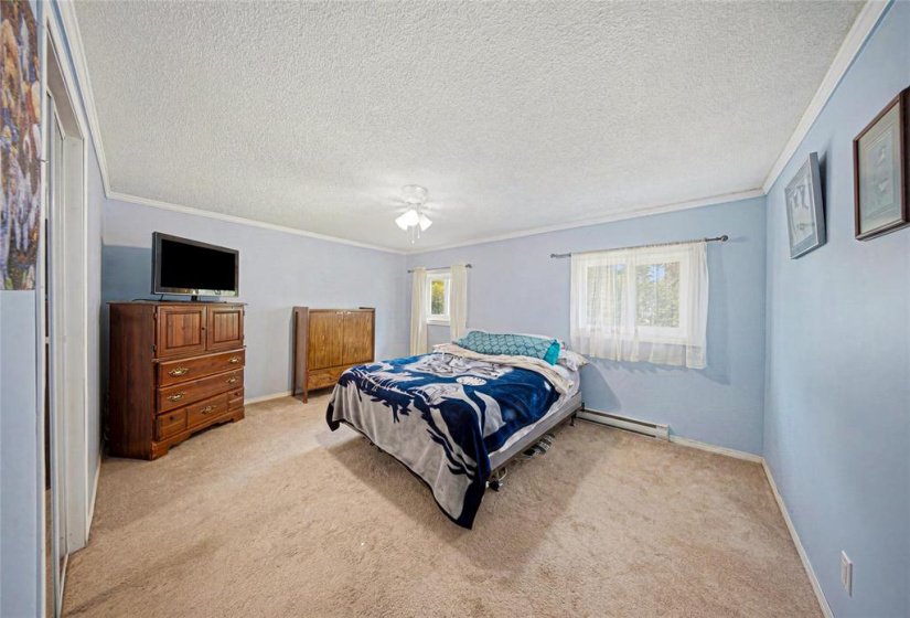5451 Henderson, 3 Bedrooms Bedrooms, 12 Rooms Rooms,1 BathroomBathrooms,Residential,For Sale,Henderson