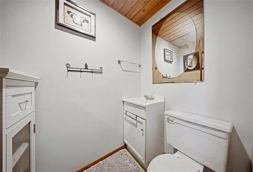 5451 Henderson, 3 Bedrooms Bedrooms, 12 Rooms Rooms,1 BathroomBathrooms,Residential,For Sale,Henderson