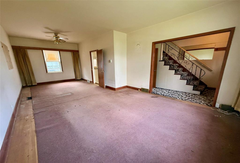 508 Cathedral, 3 Bedrooms Bedrooms, 10 Rooms Rooms,1 BathroomBathrooms,Residential,For Sale,Cathedral