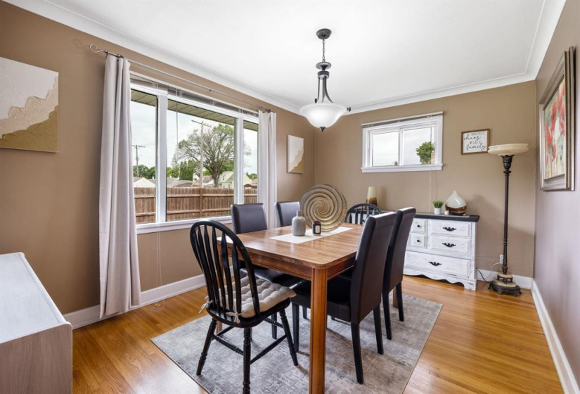 291 Smithfield, 3 Bedrooms Bedrooms, 11 Rooms Rooms,2 BathroomsBathrooms,Residential,For Sale,Smithfield