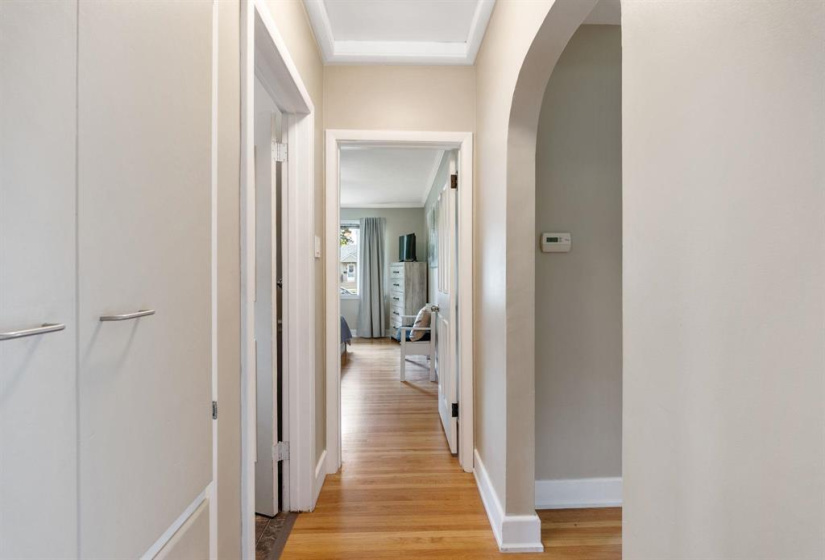 291 Smithfield, 3 Bedrooms Bedrooms, 11 Rooms Rooms,2 BathroomsBathrooms,Residential,For Sale,Smithfield
