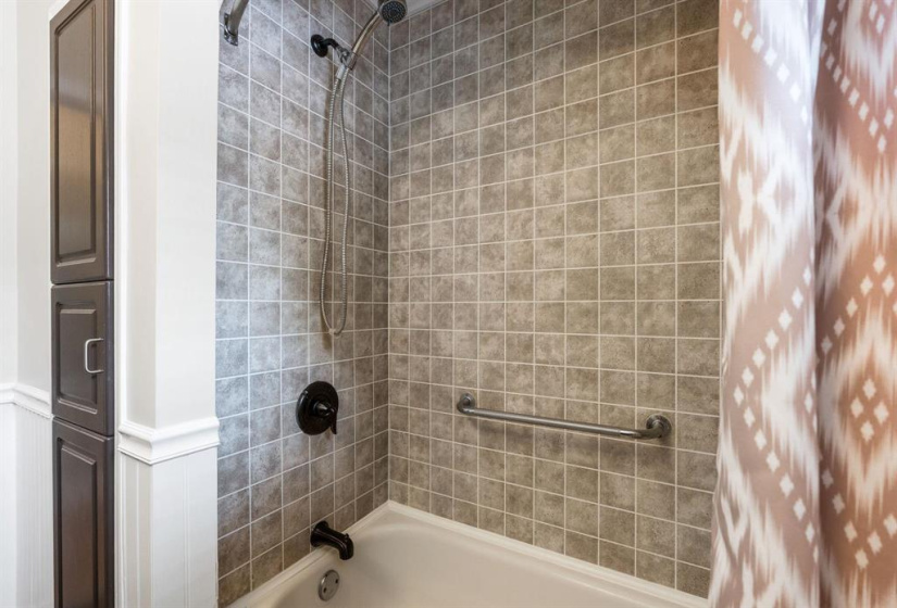 291 Smithfield, 3 Bedrooms Bedrooms, 11 Rooms Rooms,2 BathroomsBathrooms,Residential,For Sale,Smithfield