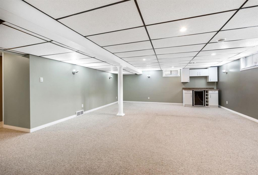 291 Smithfield, 3 Bedrooms Bedrooms, 11 Rooms Rooms,2 BathroomsBathrooms,Residential,For Sale,Smithfield