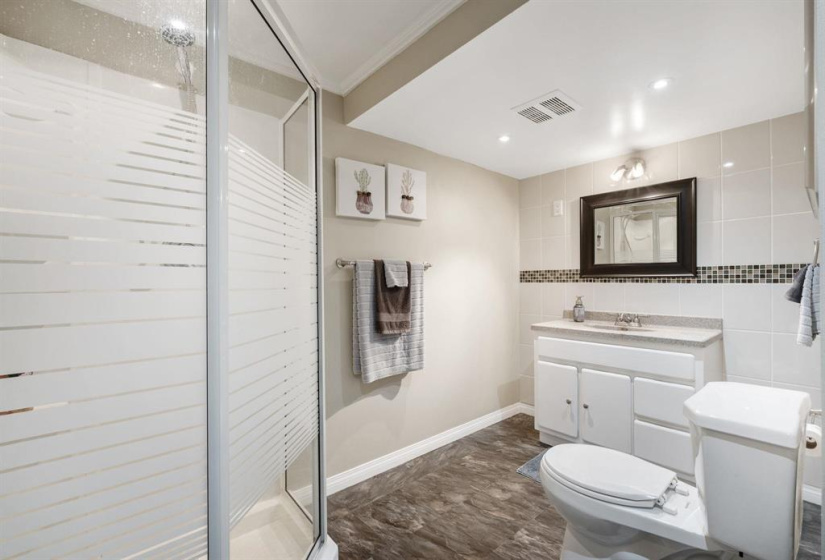 291 Smithfield, 3 Bedrooms Bedrooms, 11 Rooms Rooms,2 BathroomsBathrooms,Residential,For Sale,Smithfield