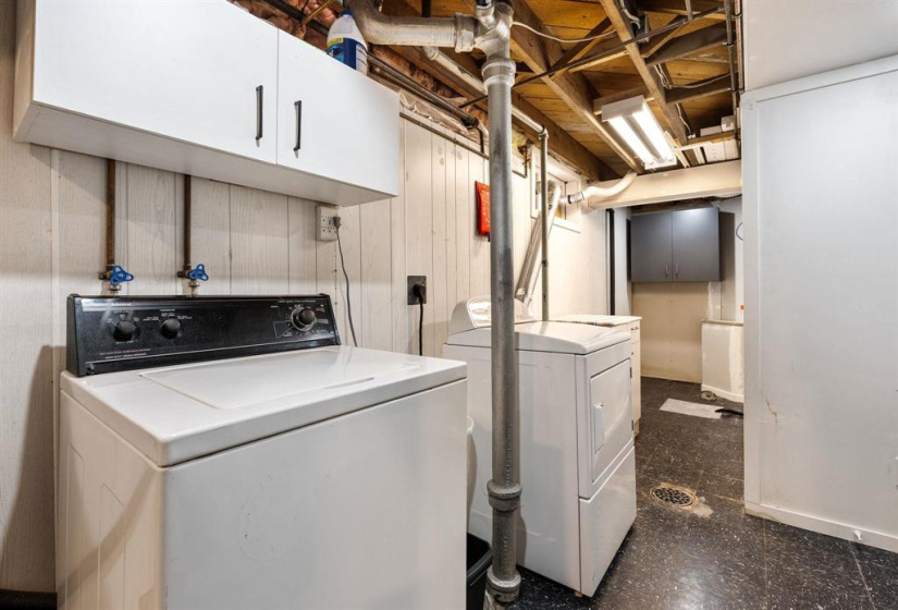 291 Smithfield, 3 Bedrooms Bedrooms, 11 Rooms Rooms,2 BathroomsBathrooms,Residential,For Sale,Smithfield