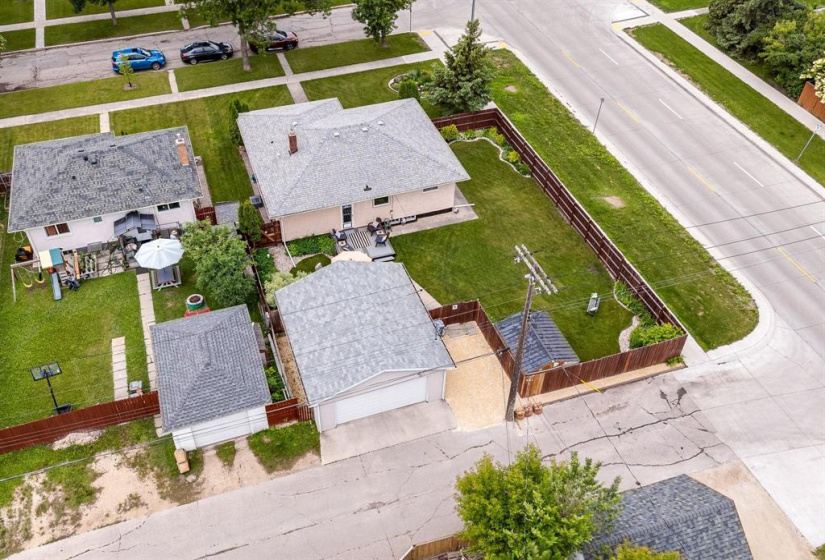 291 Smithfield, 3 Bedrooms Bedrooms, 11 Rooms Rooms,2 BathroomsBathrooms,Residential,For Sale,Smithfield