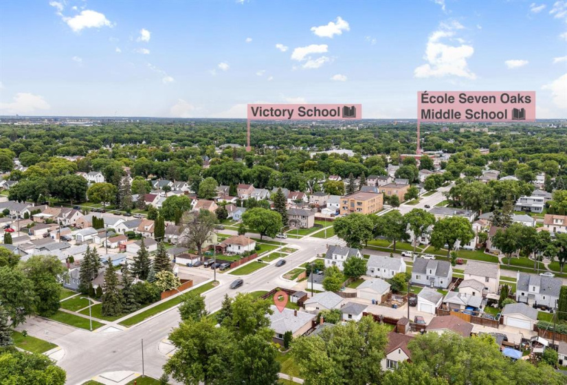 291 Smithfield, 3 Bedrooms Bedrooms, 11 Rooms Rooms,2 BathroomsBathrooms,Residential,For Sale,Smithfield