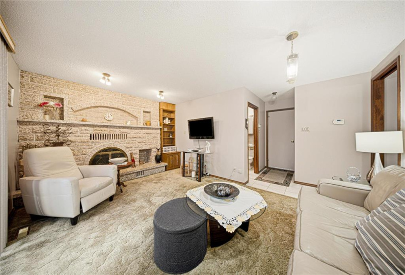 873 Beeher, 3 Bedrooms Bedrooms, 13 Rooms Rooms,2 BathroomsBathrooms,Residential,For Sale,Beeher