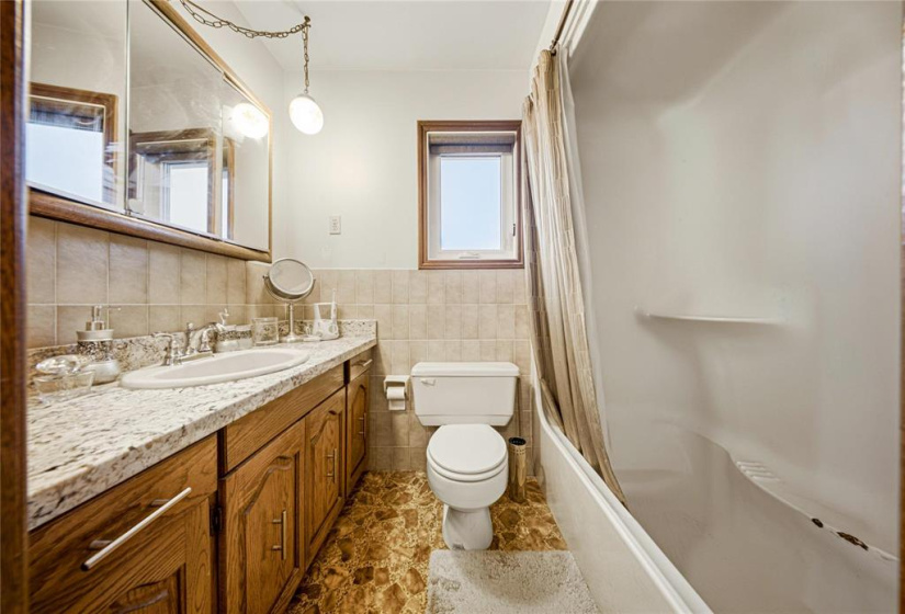 873 Beeher, 3 Bedrooms Bedrooms, 13 Rooms Rooms,2 BathroomsBathrooms,Residential,For Sale,Beeher