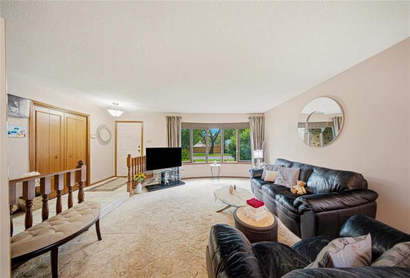 873 Beeher, 3 Bedrooms Bedrooms, 13 Rooms Rooms,2 BathroomsBathrooms,Residential,For Sale,Beeher