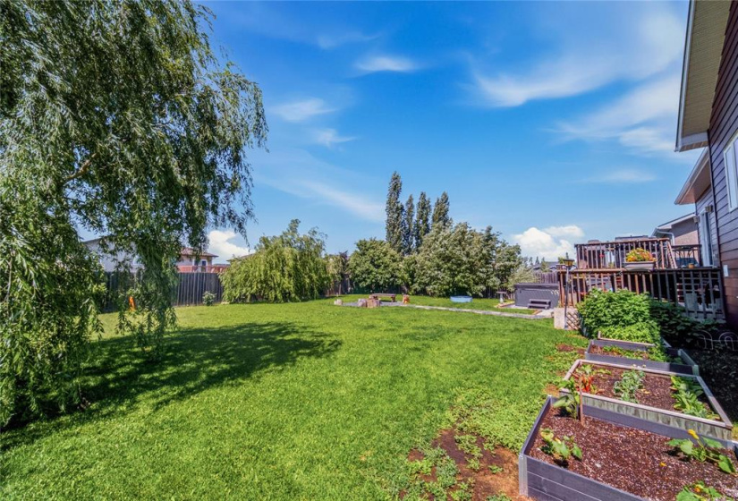 526 Heloise, 5 Bedrooms Bedrooms, 13 Rooms Rooms,3 BathroomsBathrooms,Residential,For Sale,Heloise