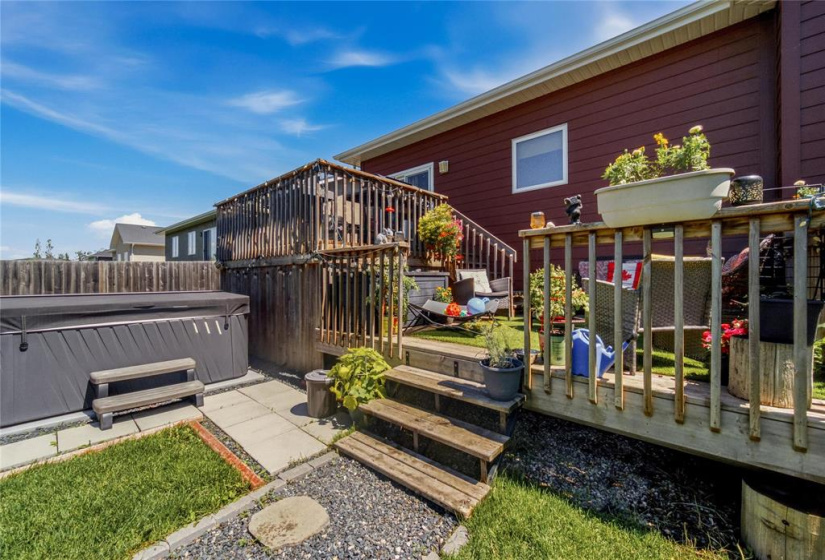 526 Heloise, 5 Bedrooms Bedrooms, 13 Rooms Rooms,3 BathroomsBathrooms,Residential,For Sale,Heloise