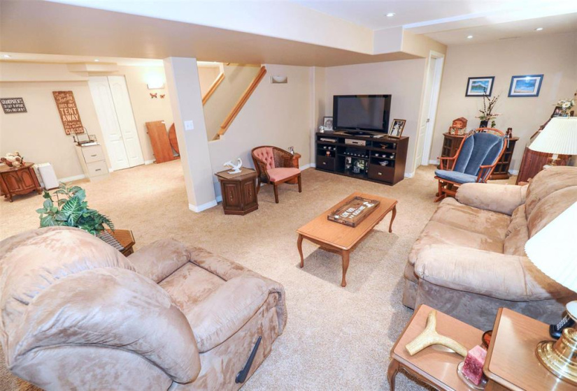 495 Island Shore, 3 Bedrooms Bedrooms, 11 Rooms Rooms,3 BathroomsBathrooms,Condominium,For Sale,Island Shore