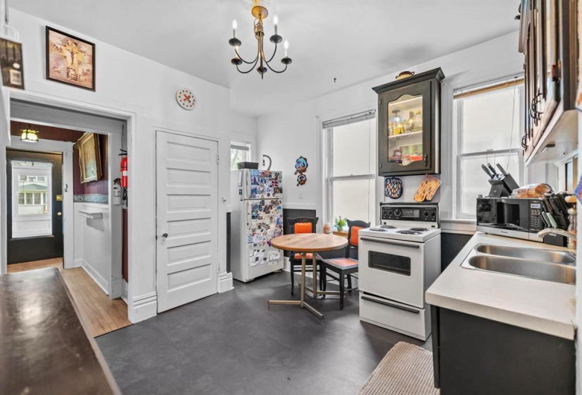168 Horace, 3 Bedrooms Bedrooms, 11 Rooms Rooms,2 BathroomsBathrooms,Residential,For Sale,Horace