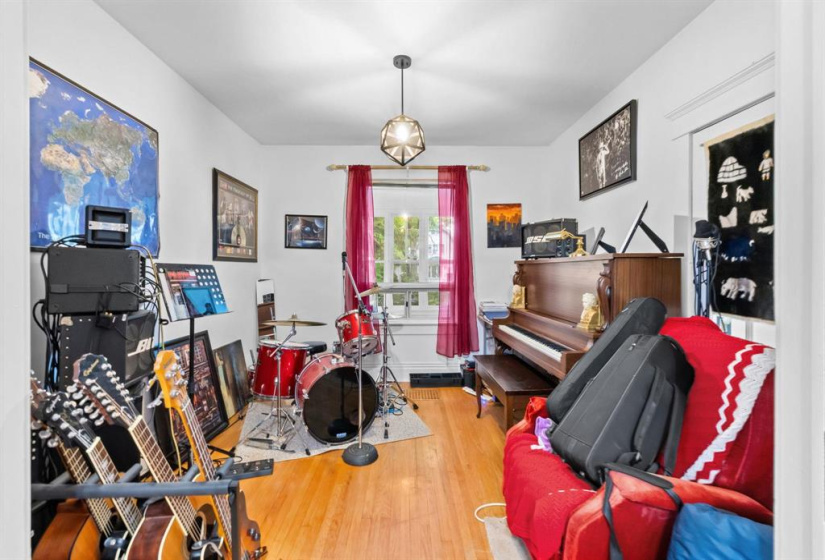 168 Horace, 3 Bedrooms Bedrooms, 11 Rooms Rooms,2 BathroomsBathrooms,Residential,For Sale,Horace