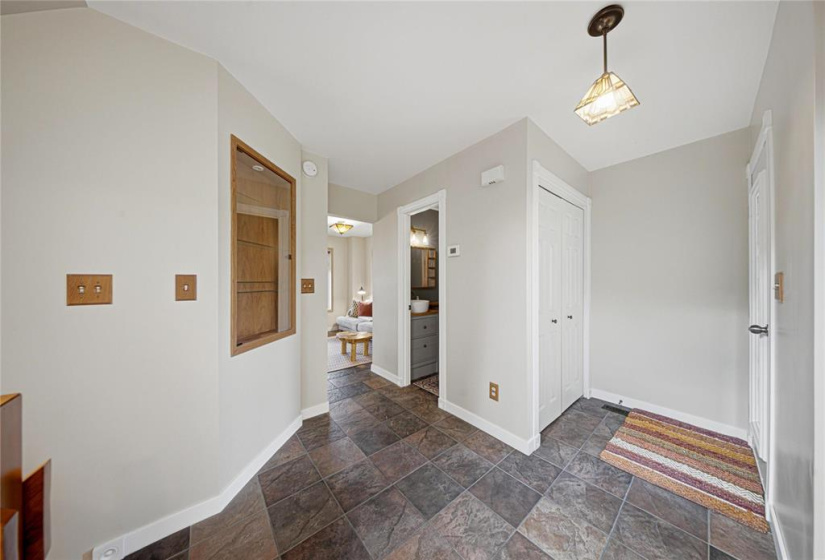 83 Blairmore Gardens, 2 Bedrooms Bedrooms, 10 Rooms Rooms,1 BathroomBathrooms,Residential,For Sale,Blairmore Gardens