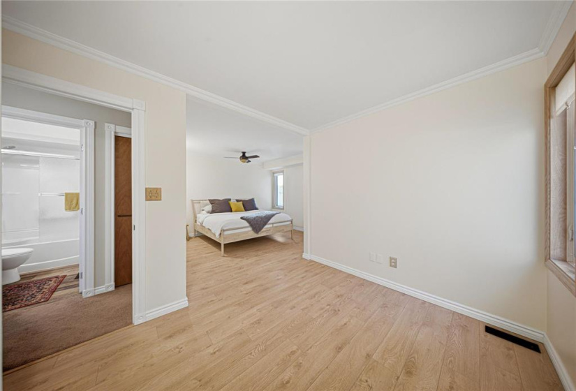 83 Blairmore Gardens, 2 Bedrooms Bedrooms, 10 Rooms Rooms,1 BathroomBathrooms,Residential,For Sale,Blairmore Gardens
