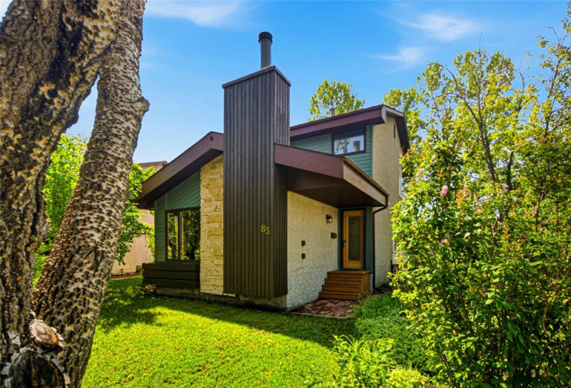83 Blairmore Gardens, 2 Bedrooms Bedrooms, 10 Rooms Rooms,1 BathroomBathrooms,Residential,For Sale,Blairmore Gardens