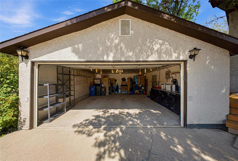 83 Blairmore Gardens, 2 Bedrooms Bedrooms, 10 Rooms Rooms,1 BathroomBathrooms,Residential,For Sale,Blairmore Gardens