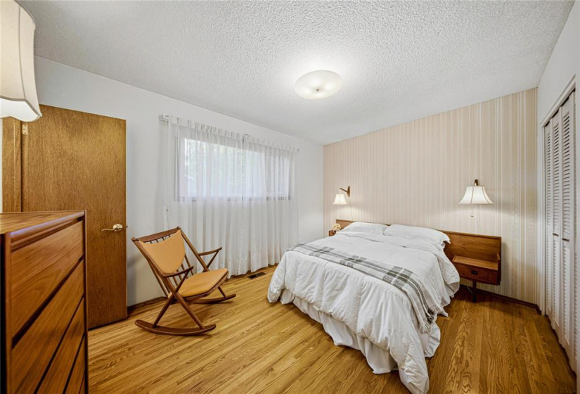255 Southall, 3 Bedrooms Bedrooms, 13 Rooms Rooms,1 BathroomBathrooms,Residential,For Sale,Southall