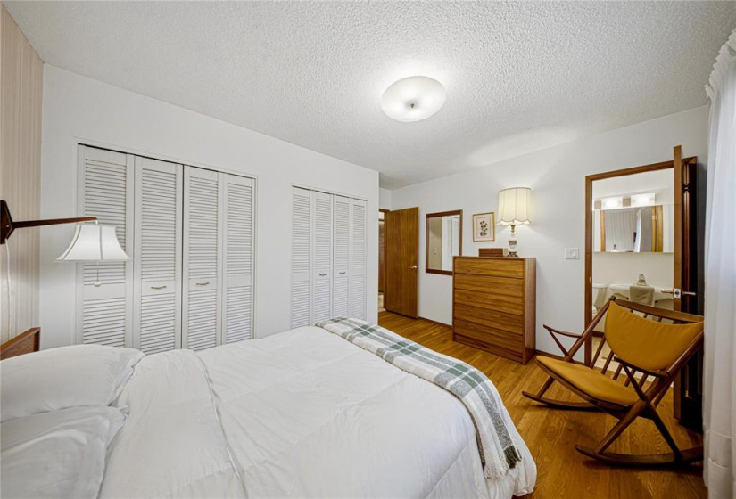 255 Southall, 3 Bedrooms Bedrooms, 13 Rooms Rooms,1 BathroomBathrooms,Residential,For Sale,Southall