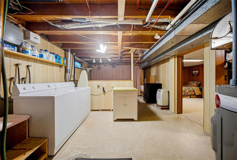 255 Southall, 3 Bedrooms Bedrooms, 13 Rooms Rooms,1 BathroomBathrooms,Residential,For Sale,Southall