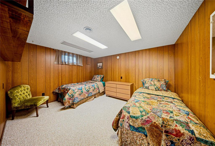 255 Southall, 3 Bedrooms Bedrooms, 13 Rooms Rooms,1 BathroomBathrooms,Residential,For Sale,Southall
