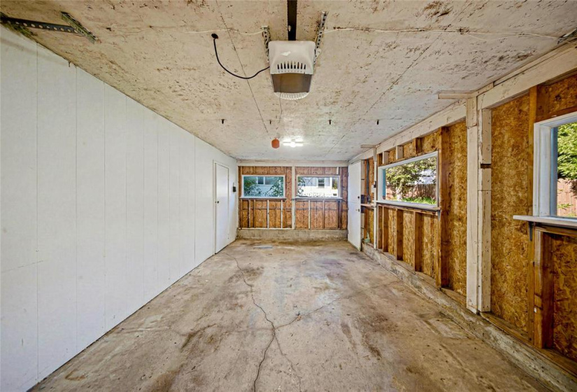 255 Southall, 3 Bedrooms Bedrooms, 13 Rooms Rooms,1 BathroomBathrooms,Residential,For Sale,Southall